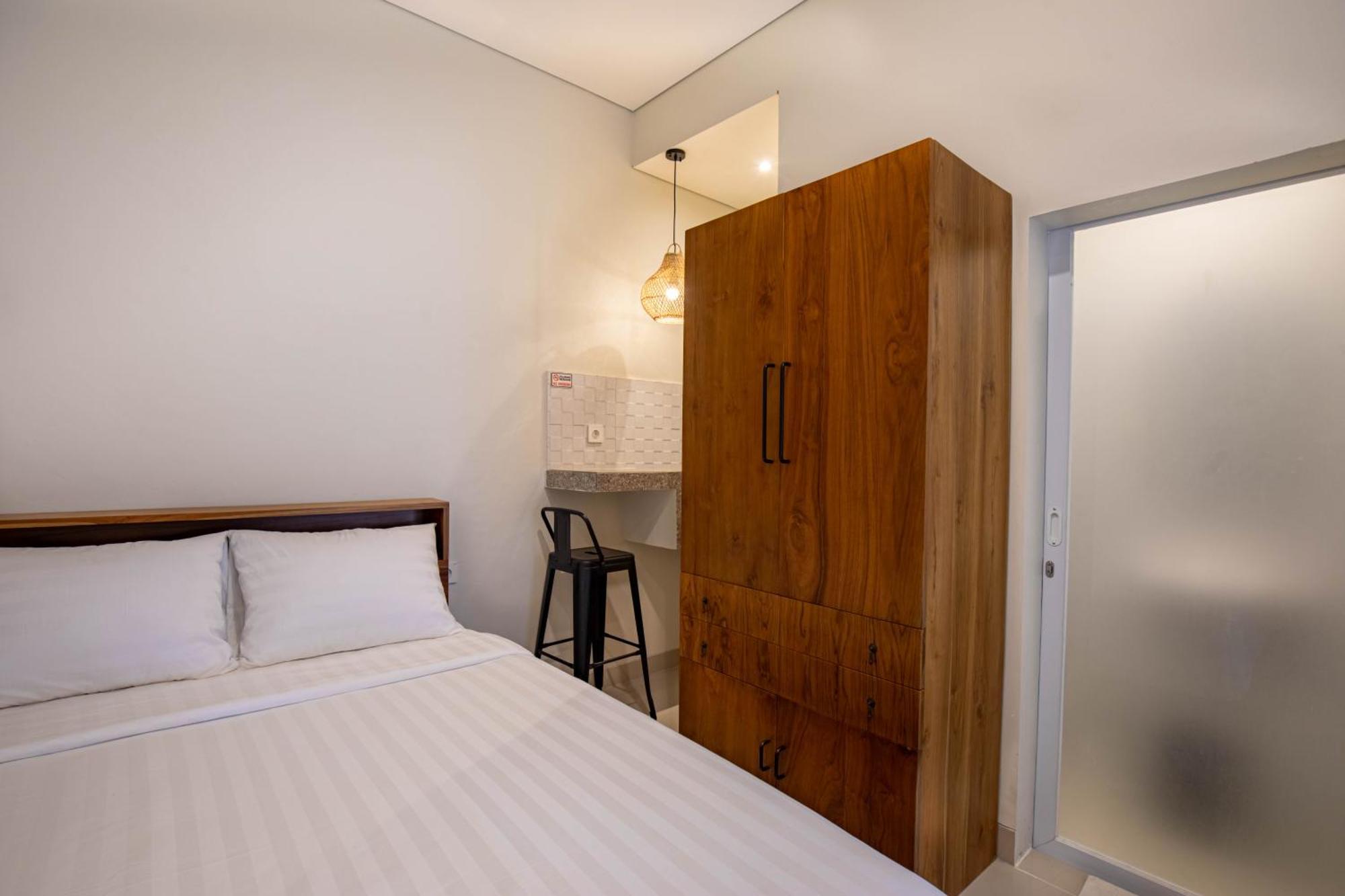 Апарт отель Baliem Coliving Джимбаран Экстерьер фото