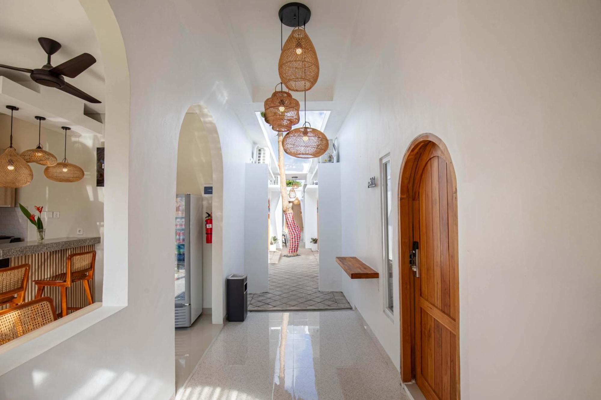Апарт отель Baliem Coliving Джимбаран Экстерьер фото
